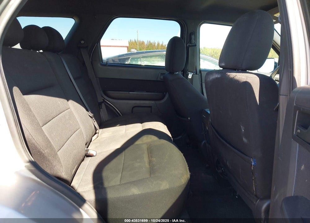2009 FORD ESCAPE VIN: 1FMCU037X9KD05285