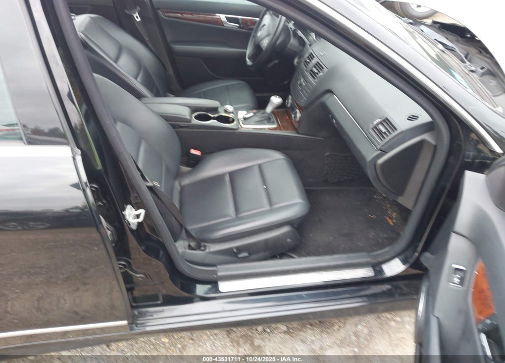 2010 MERCEDES-BENZ C CLASS VIN: WDDGF8BB7AF439372