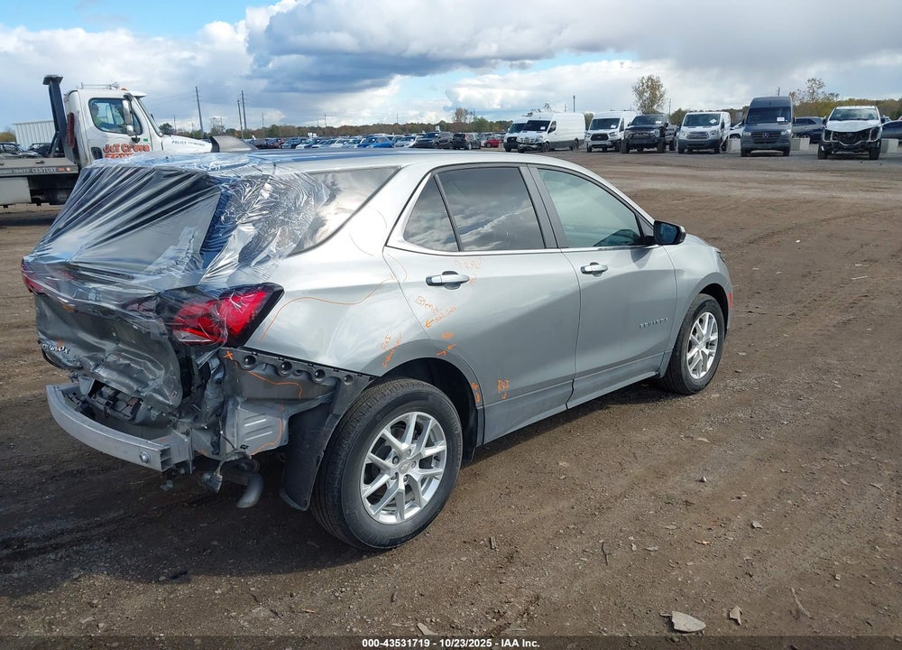 2024 CHEVROLET EQUINOX VIN: 3GNAXKEG5RL311643