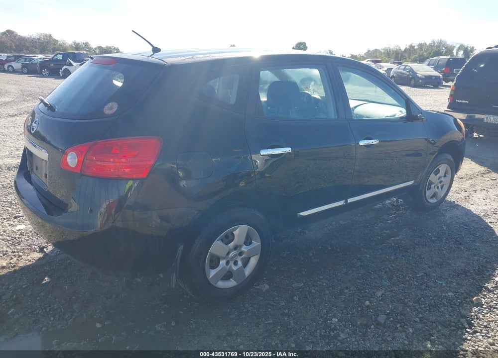 2014 NISSAN ROGUE SELECT S VIN: JN8AS5MT4EW605180