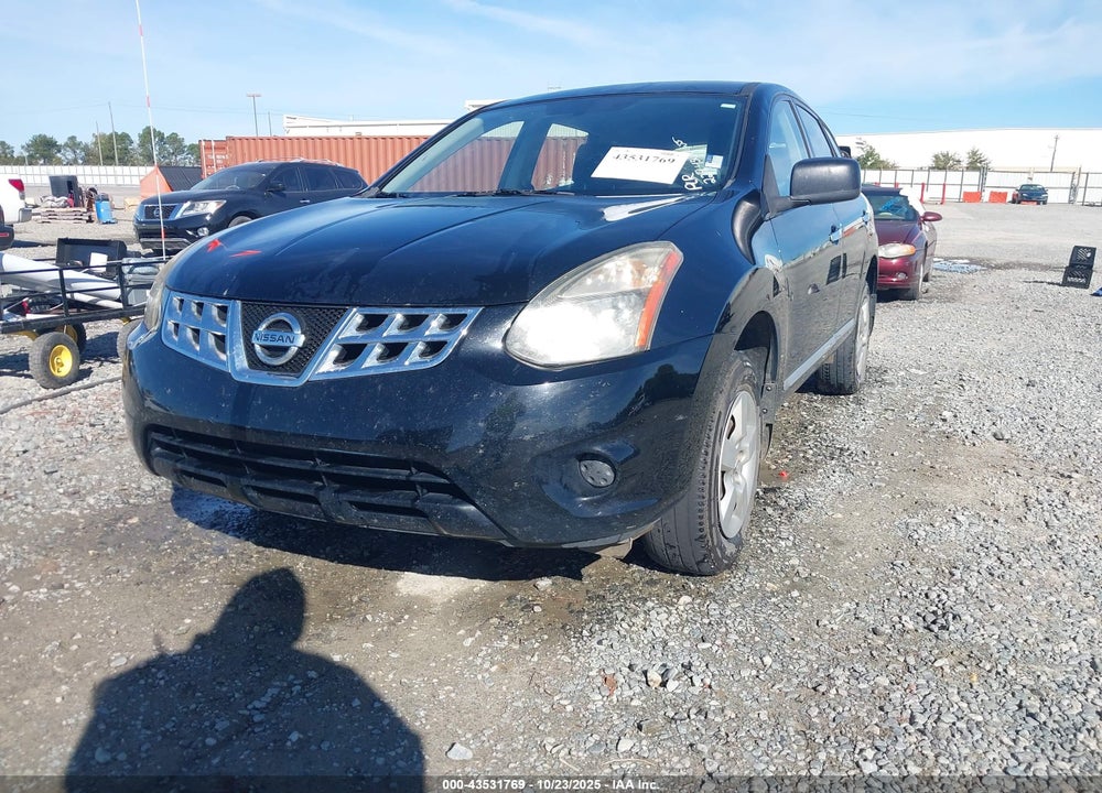 2014 NISSAN ROGUE SELECT S VIN: JN8AS5MT4EW605180