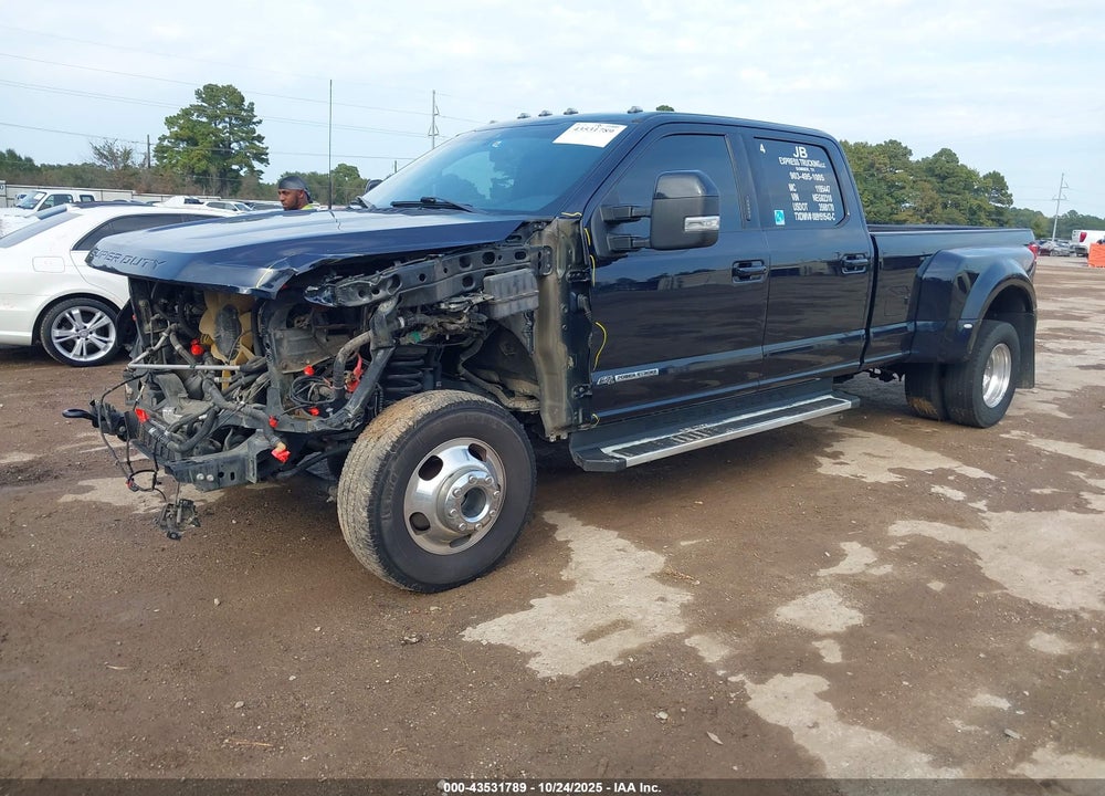 2022 FORD F-350 LARIAT VIN: 1FT8W3DT8NEG02310