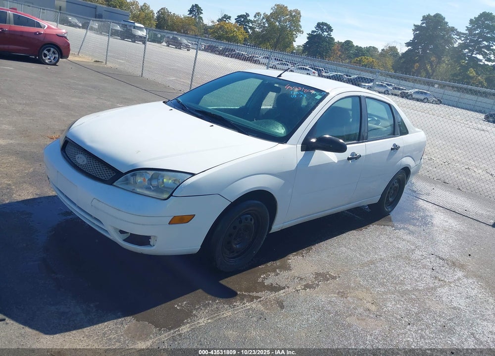2007 FORD FOCUS VIN: 1FAFP34N67W305139
