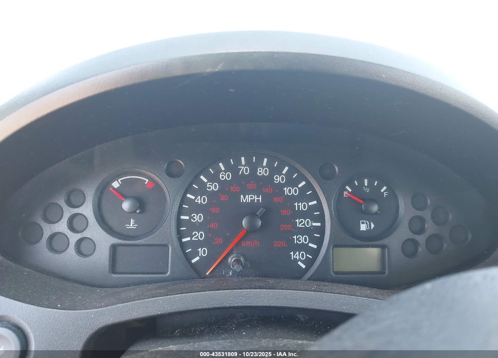 2007 FORD FOCUS VIN: 1FAFP34N67W305139