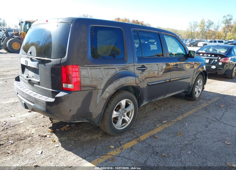 2012 HONDA PILOT VIN: 5FNYF3H5XCB041180