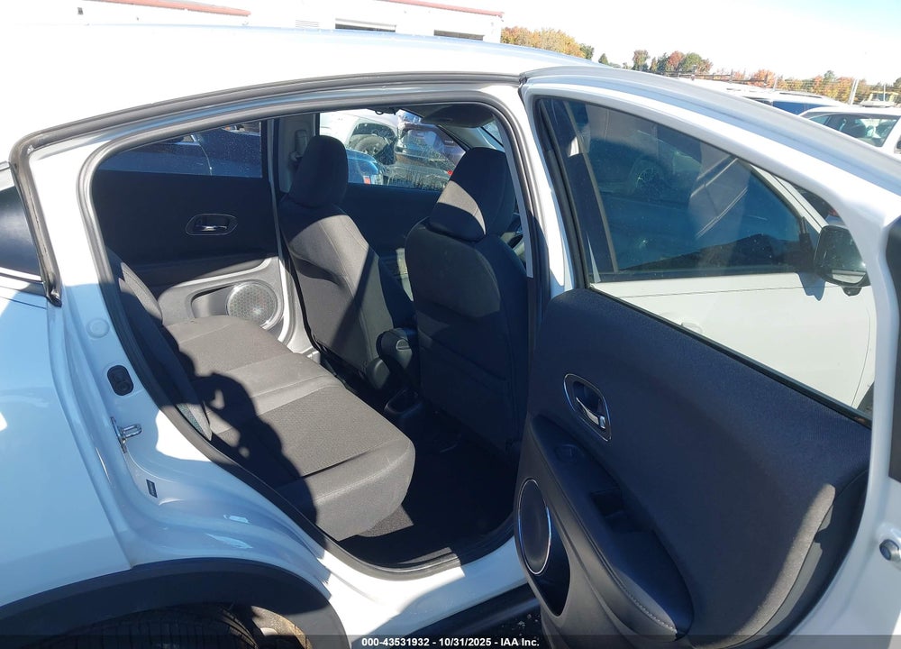 2019 HONDA HR-V EX VIN: 3CZRU5H58KM722657