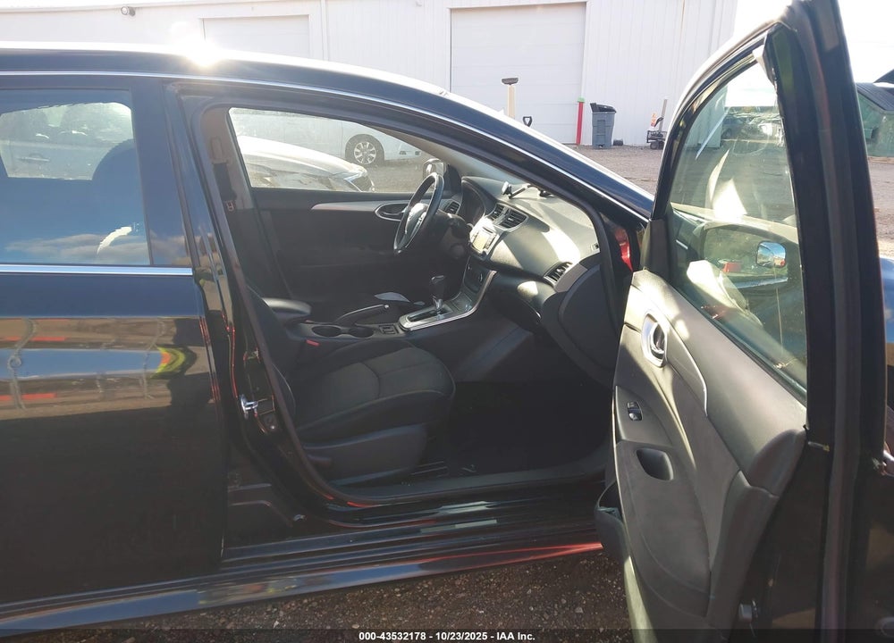 2015 NISSAN SENTRA SR VIN: 3N1AB7AP3FY232452