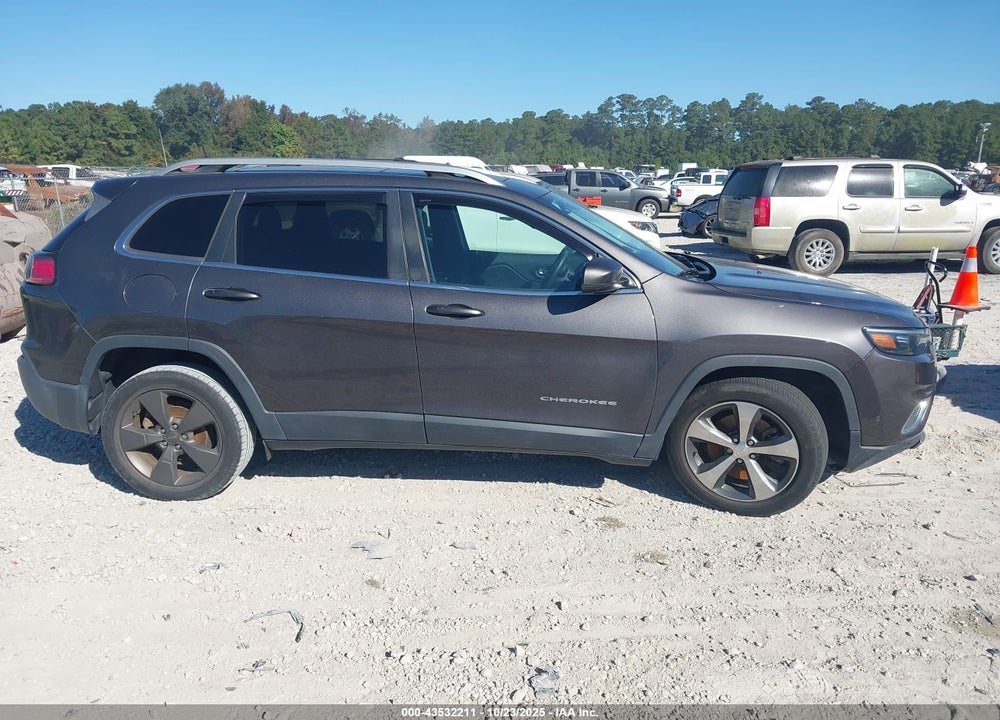 2019 JEEP CHEROKEE LIMITED FWD VIN: 1C4PJLDB1KD109572