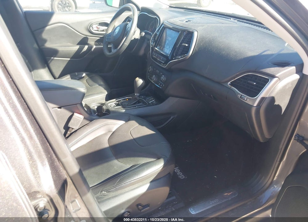 2019 JEEP CHEROKEE LIMITED FWD VIN: 1C4PJLDB1KD109572