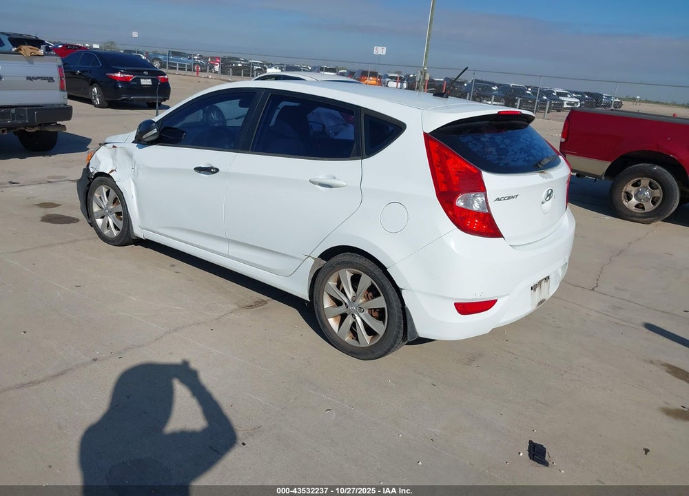 2014 HYUNDAI ACCENT VIN: KMHCU5AE8EU158963