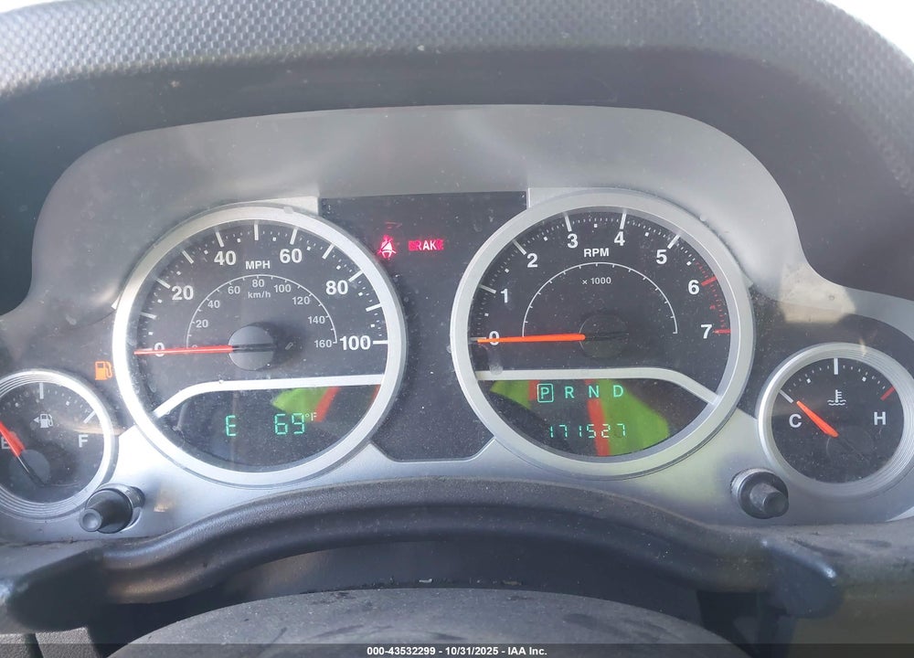 2007 JEEP WRANGLER UNLIMITED SAHARA VIN: 1J4GA59197L106132