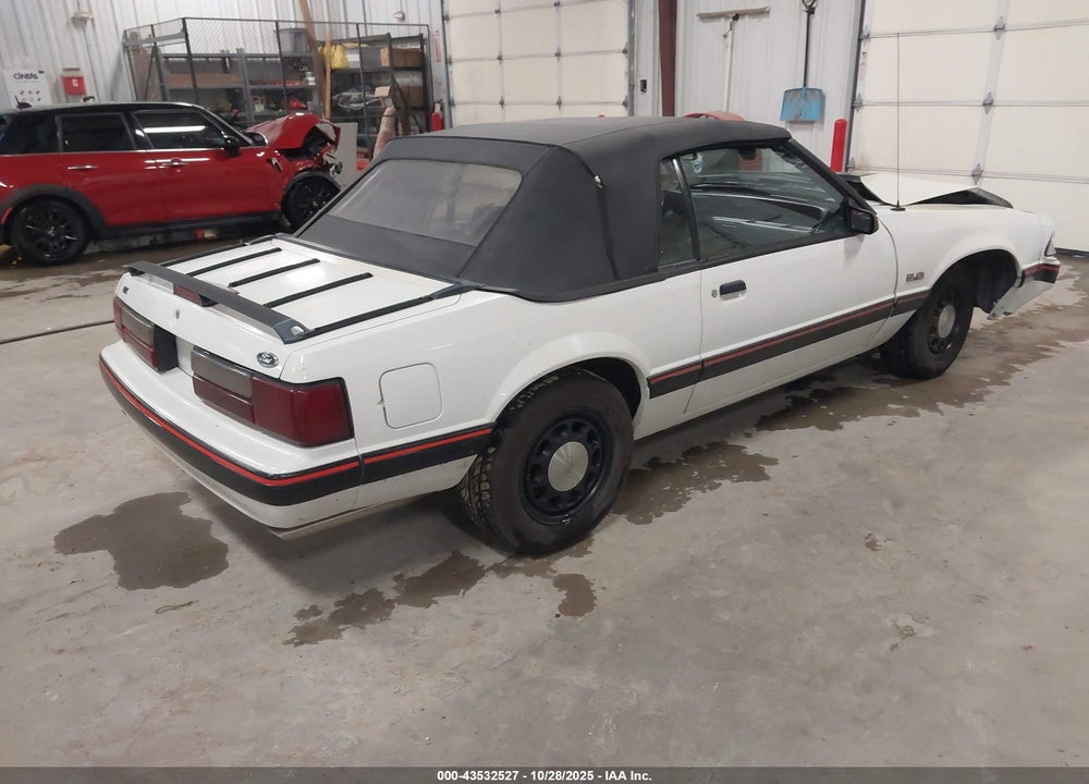 1988 FORD MUSTANG LX VIN: 1FABP44E5JF166052