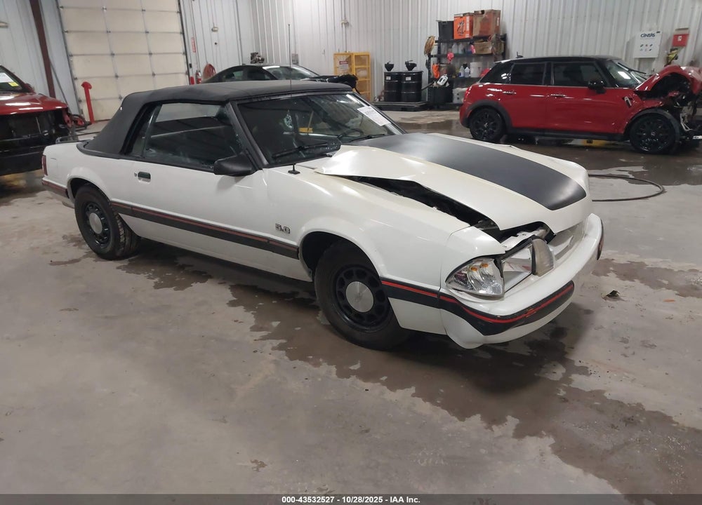 1988 FORD MUSTANG LX VIN: 1FABP44E5JF166052