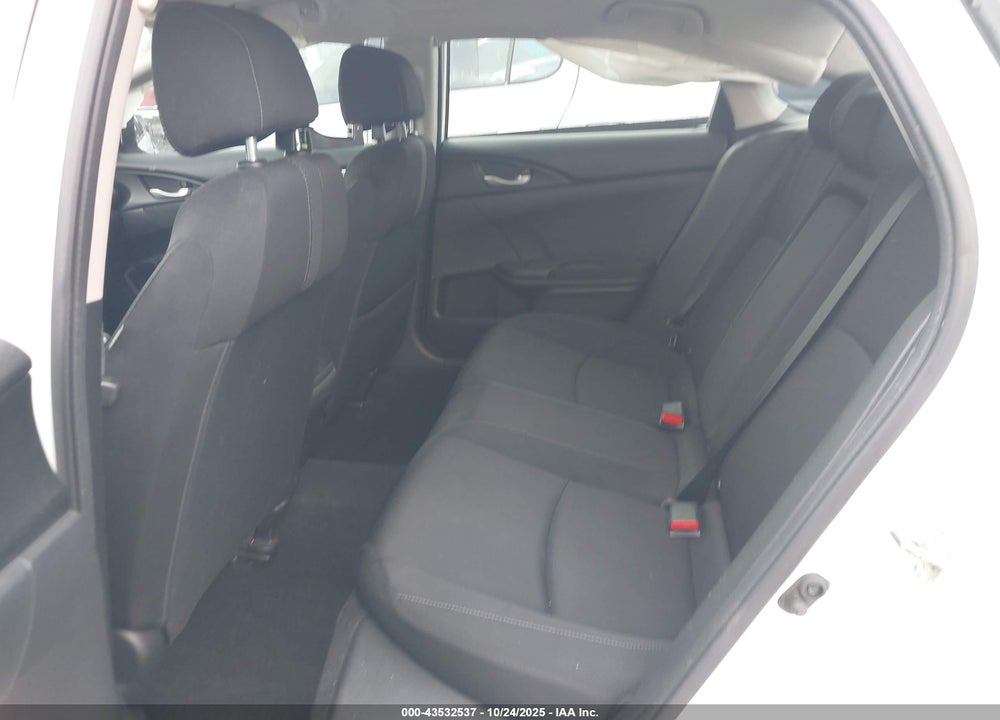 2018 HONDA CIVIC EX VIN: 19XFC2F7XJE005037