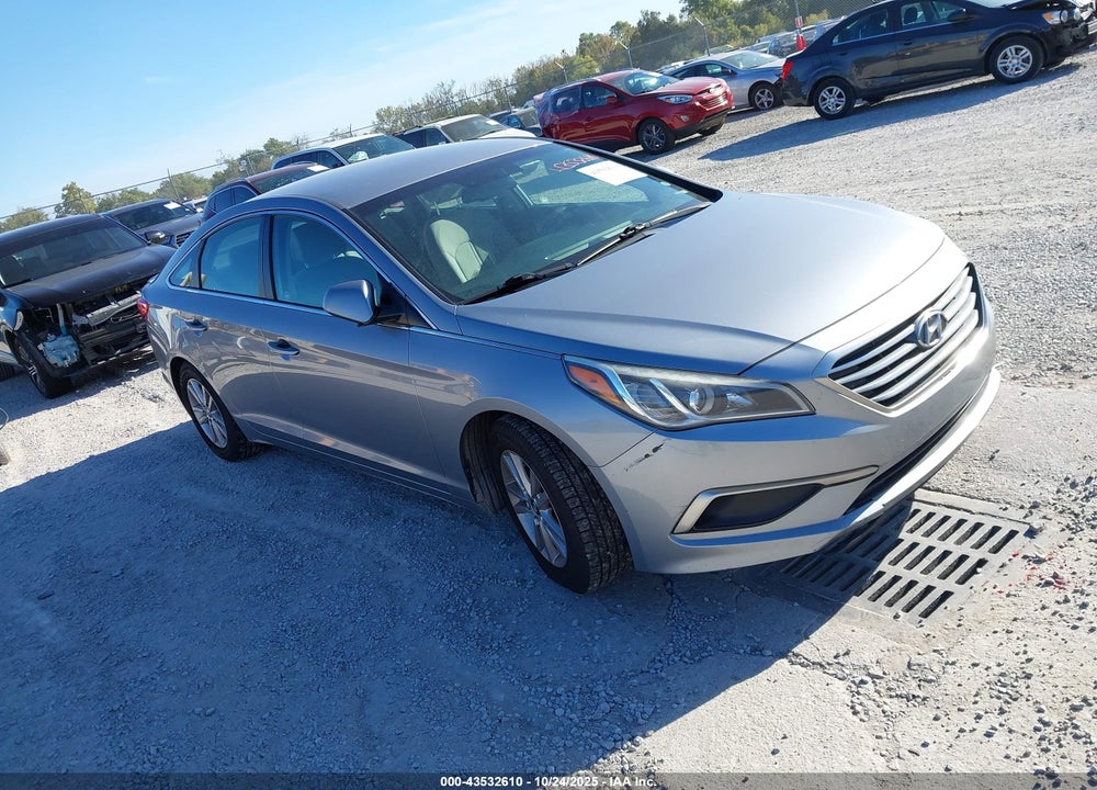 2016 HYUNDAI SONATA SE VIN: 5NPE24AF8GH435940
