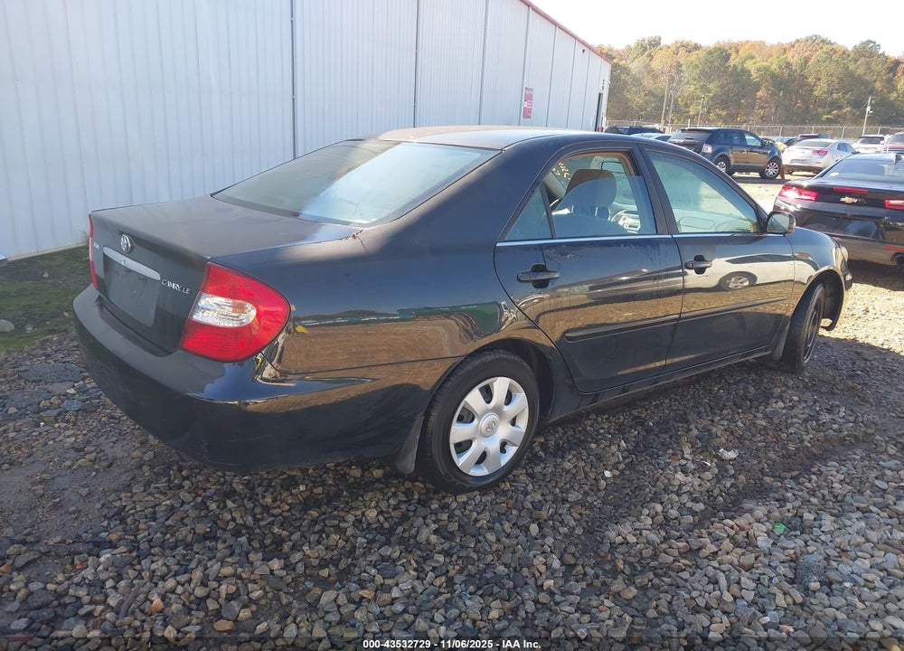 2002 TOYOTA CAMRY LE VIN: 4T1BE32K22U020428