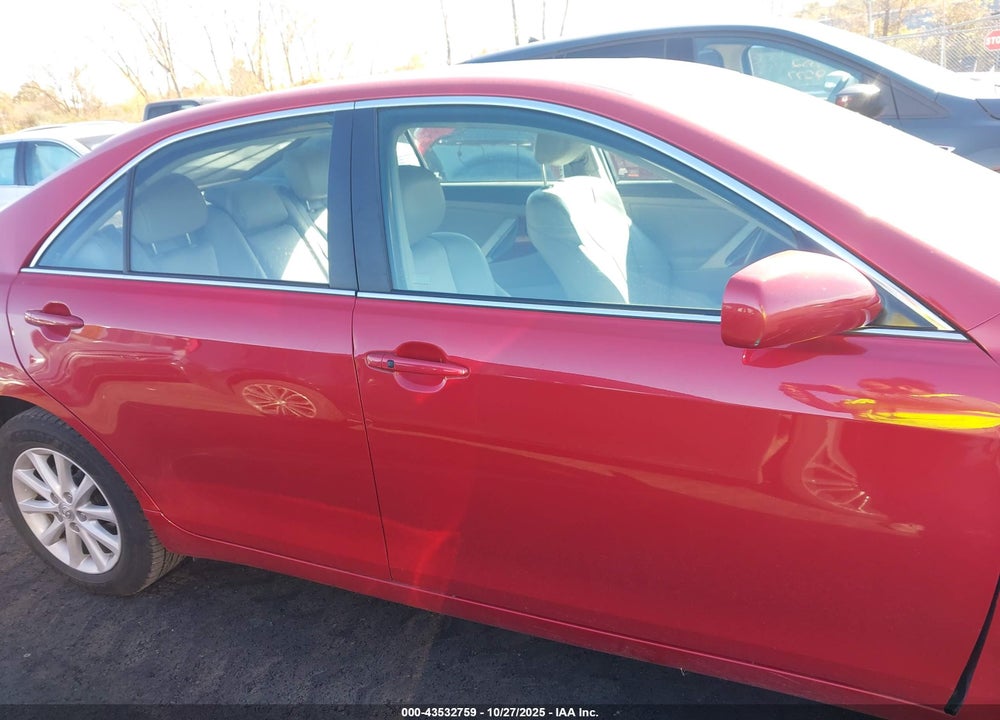 2011 TOYOTA CAMRY XLE VIN: 4T4BF3EK0BR214549