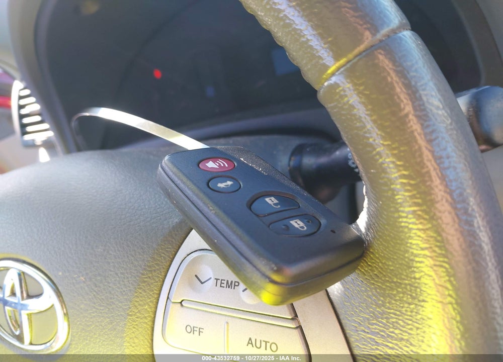 2011 TOYOTA CAMRY XLE VIN: 4T4BF3EK0BR214549