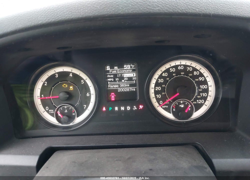 2016 RAM 1500 SLT VIN: 1C6RR7GT7GS244627