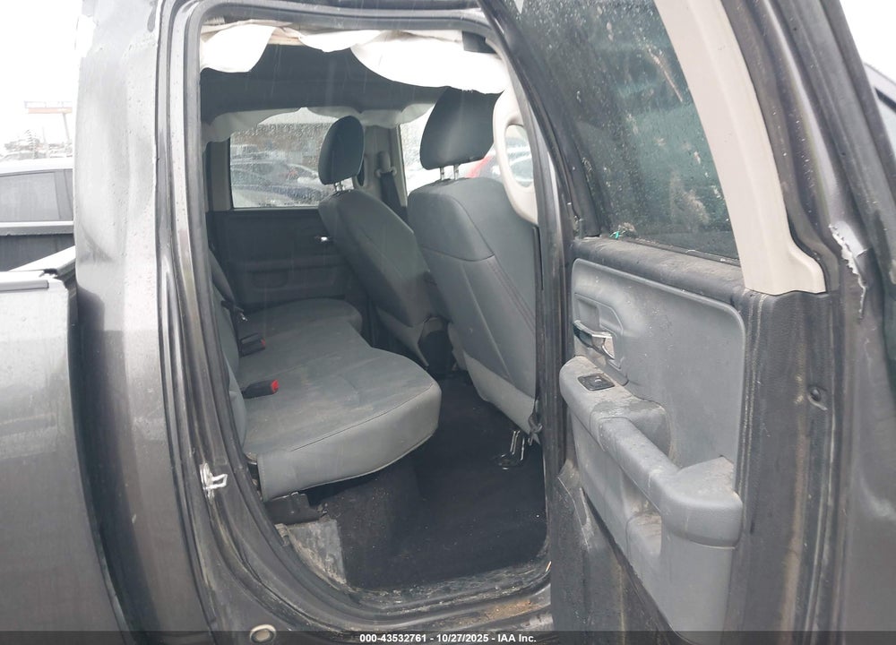 2016 RAM 1500 SLT VIN: 1C6RR7GT7GS244627