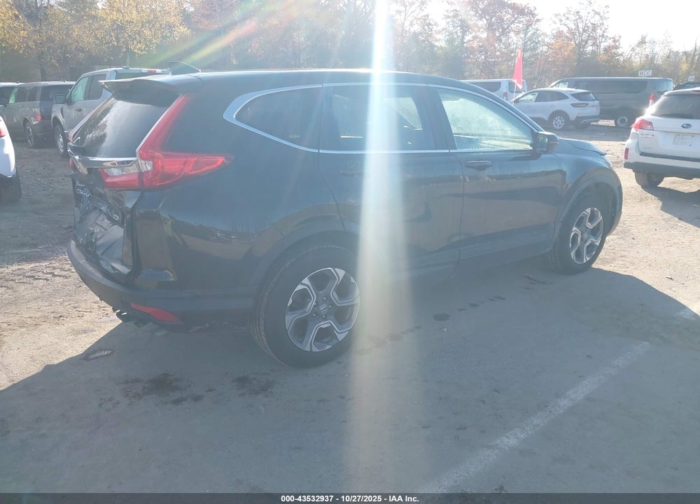 2018 HONDA CR-V VIN: 7FARW2H80JE086395