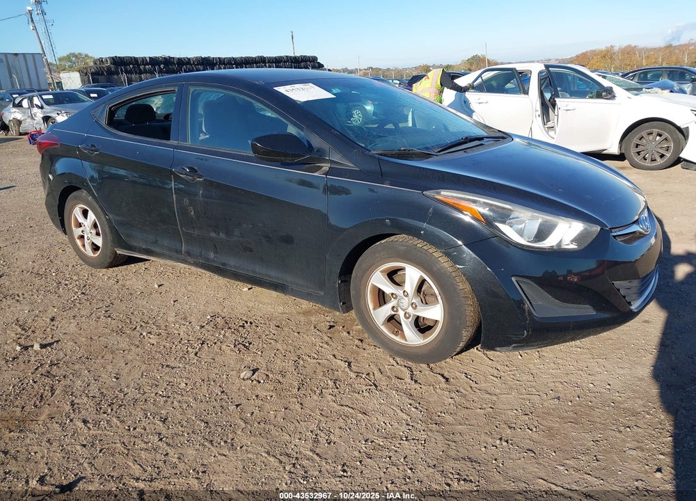 2014 HYUNDAI ELANTRA SE VIN: 5NPDH4AE3EH537354