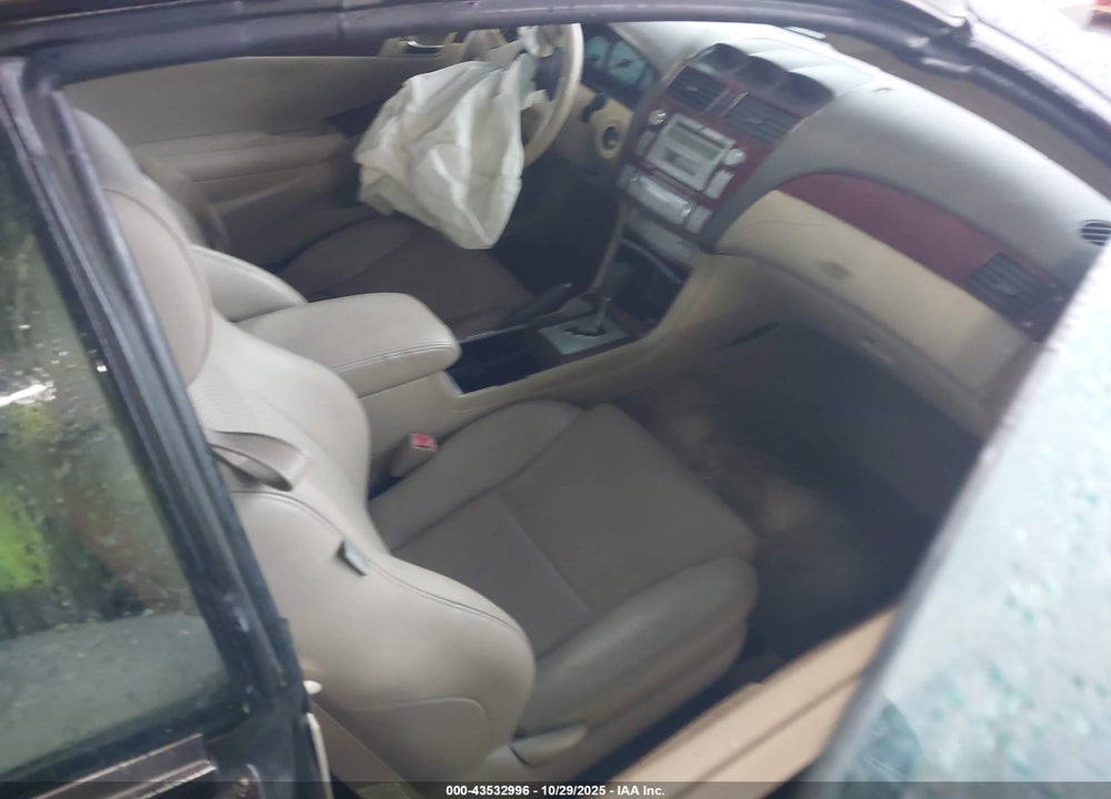 2005 TOYOTA CAMRY SOLARA SLE VIN: 4T1FA38P25U062652