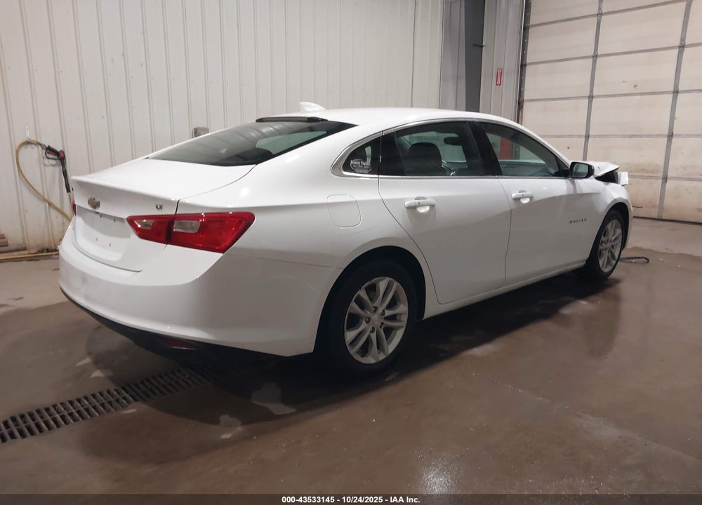 2016 CHEVROLET MALIBU VIN: 1G1ZE5STXGF323789