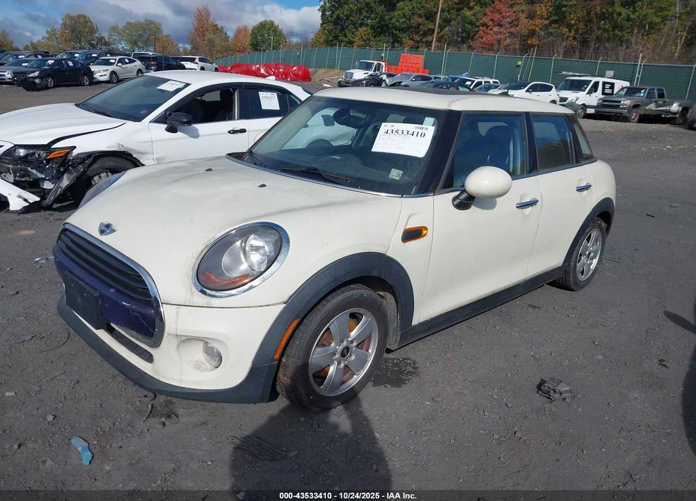 2016 MINI HARDTOP VIN: WMWXU1C55G2D10711