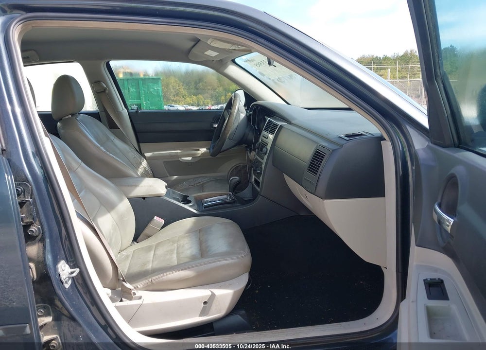 2007 DODGE CHARGER VIN: 2B3KA43G07H769028