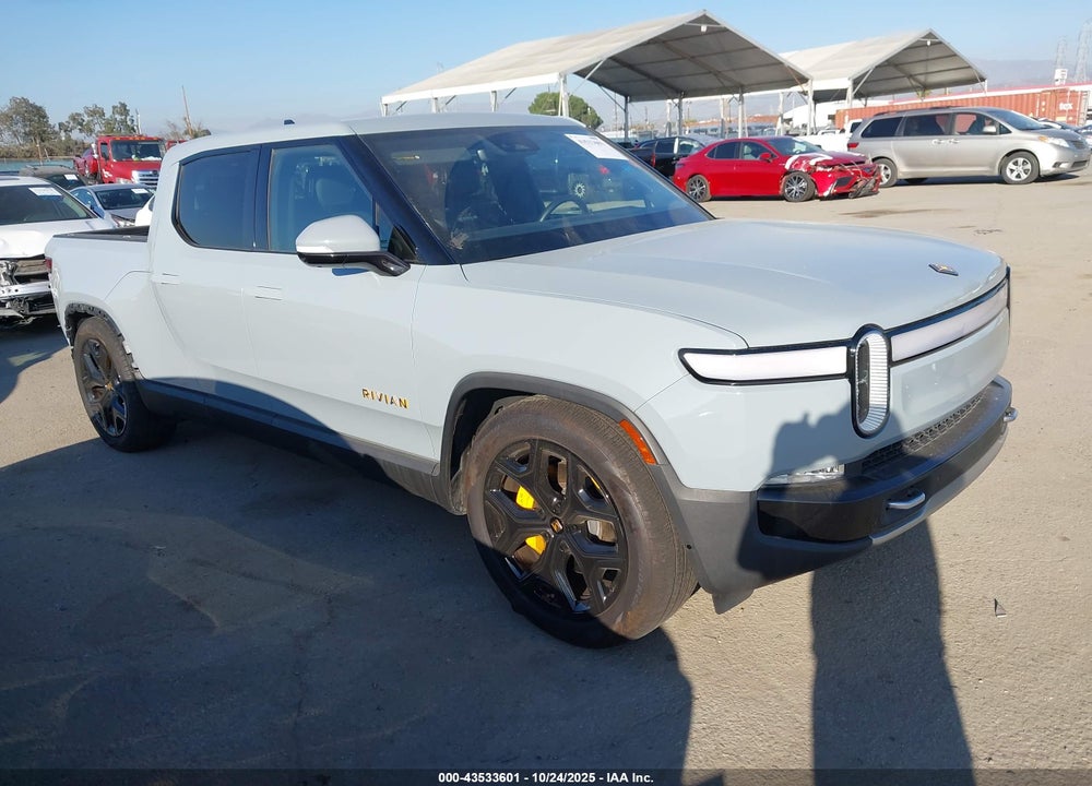 2023 RIVIAN R1T ADVENTURE QUAD MOTOR LARGE PACK VIN: 7FCTGAAA3PN024175