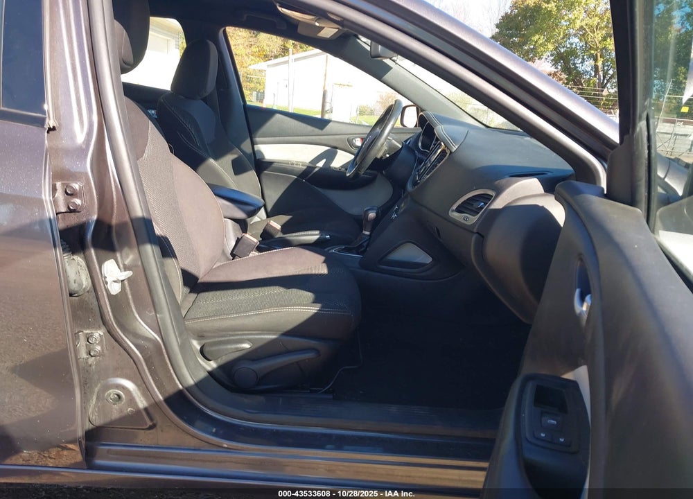 2015 DODGE DART VIN: 1C3CDFBBXFD237460