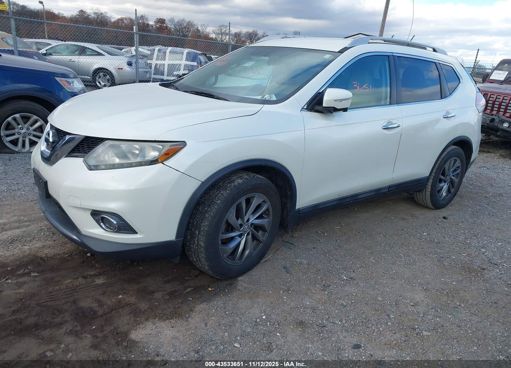 2015 NISSAN ROGUE VIN: 5N1AT2MT1FC806430