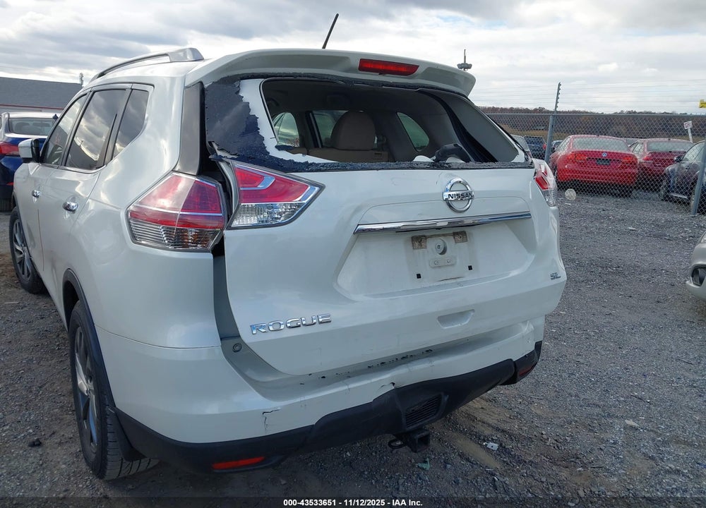 2015 NISSAN ROGUE VIN: 5N1AT2MT1FC806430