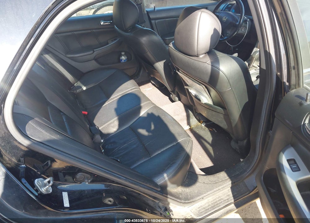 2007 HONDA ACCORD 3.0 EX VIN: 1HGCM665X7A054984