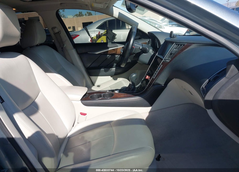 2015 INFINITI Q50 PREMIUM VIN: JN1BV7AR7FM422531