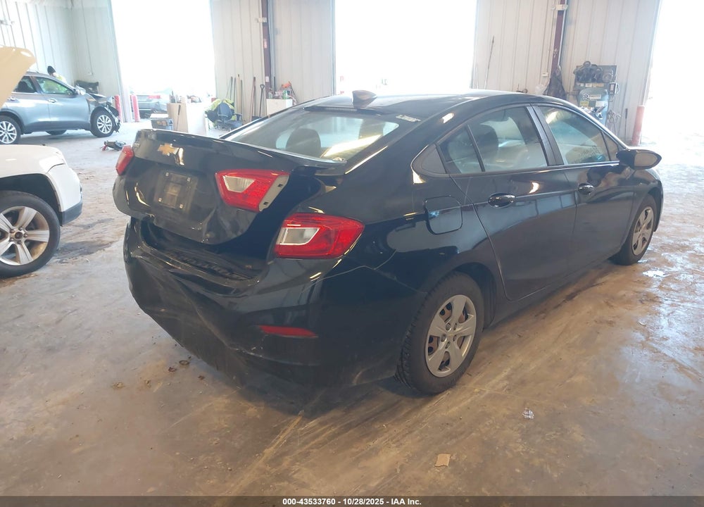 2017 CHEVROLET CRUZE VIN: 1G1BC5SM4H7152095