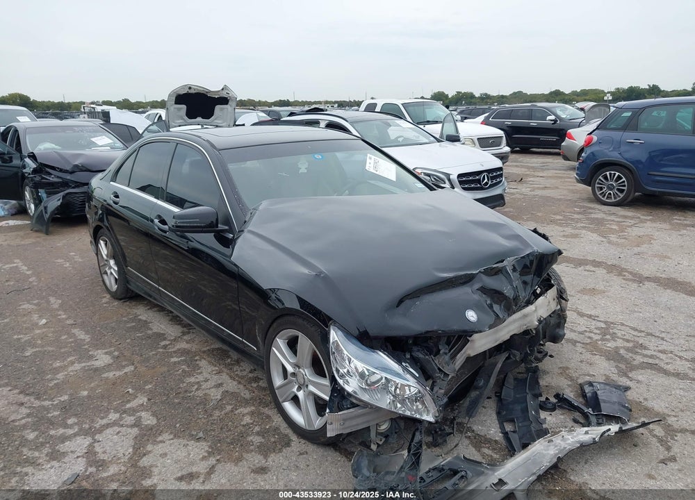 2011 MERCEDES-BENZ C 300 LUXURY 4MATIC/SPORT 4MATIC VIN: WDDGF8BB4BR134489