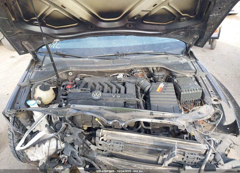 2010 VOLKSWAGEN CC VIN: WVWGU7AN5AE554306