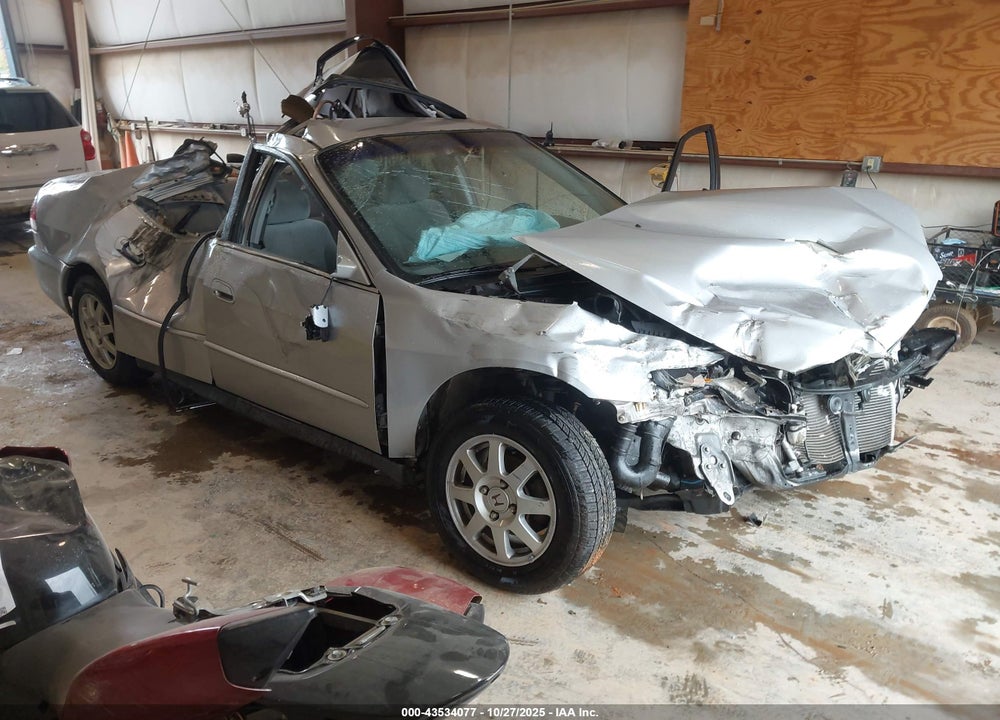 2002 HONDA ACCORD 2.3 SE VIN: 1HGCG56722A168750