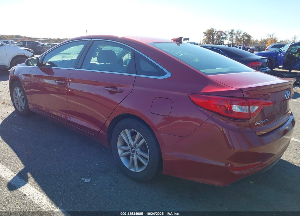 2015 HYUNDAI SONATA SE VIN: 5NPE24AF4FH184459