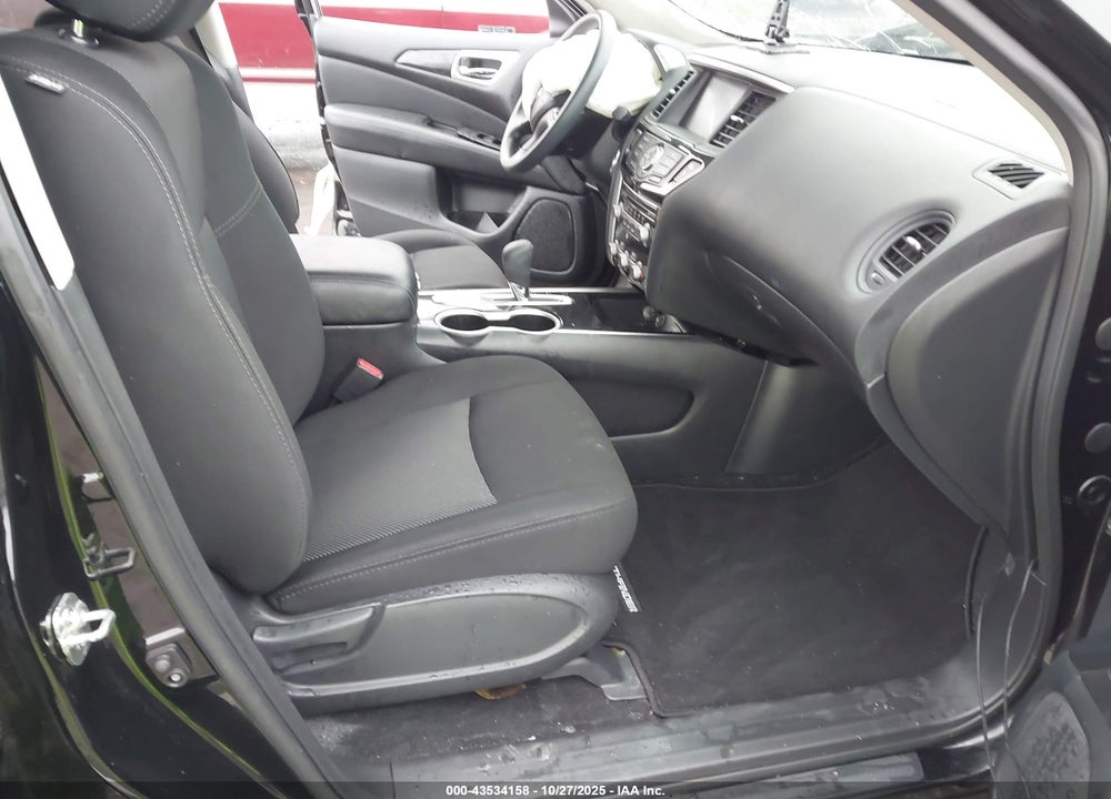 2019 NISSAN PATHFINDER S VIN: 5N1DR2MN1KC647836