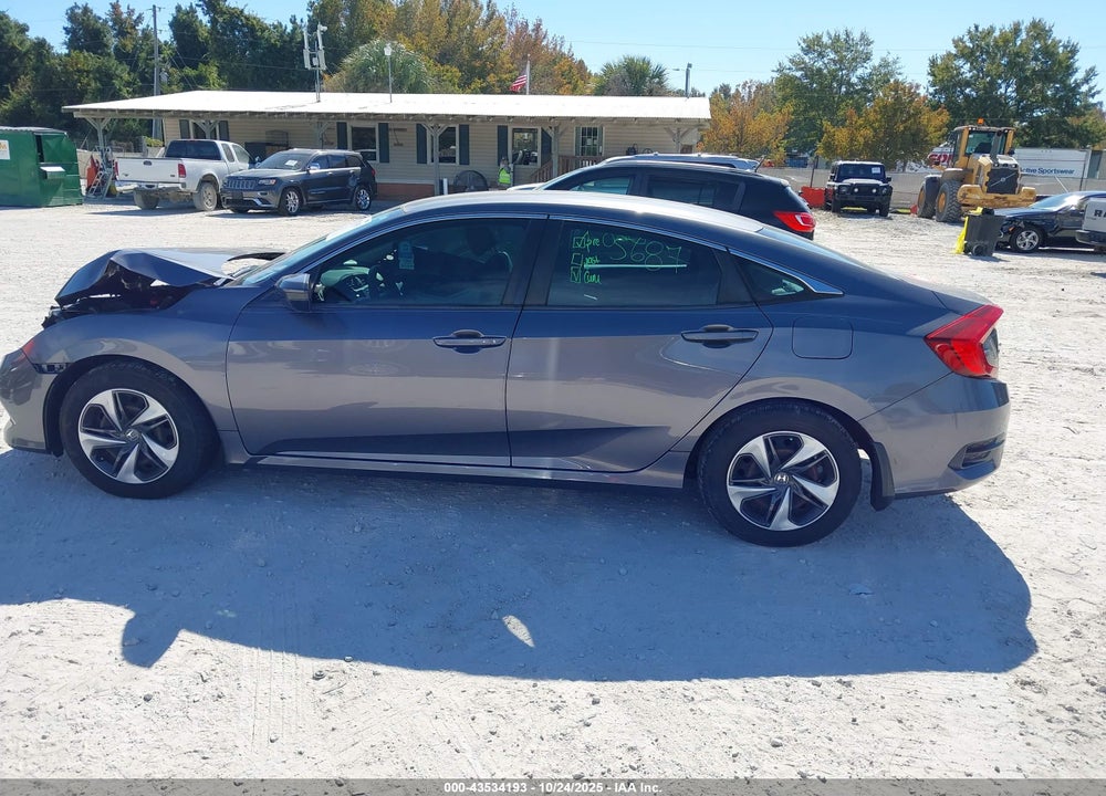 2019 HONDA CIVIC LX VIN: 19XFC2F67KE036450