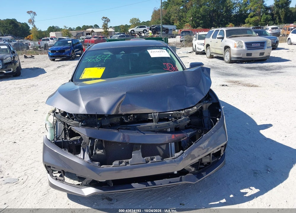 2019 HONDA CIVIC LX VIN: 19XFC2F67KE036450