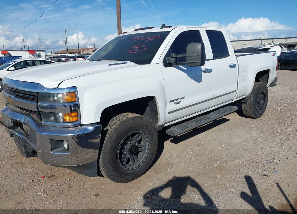 2015 CHEVROLET SILVERADO 2500HD LTZ VIN: 1GC2KWE86FZ121009