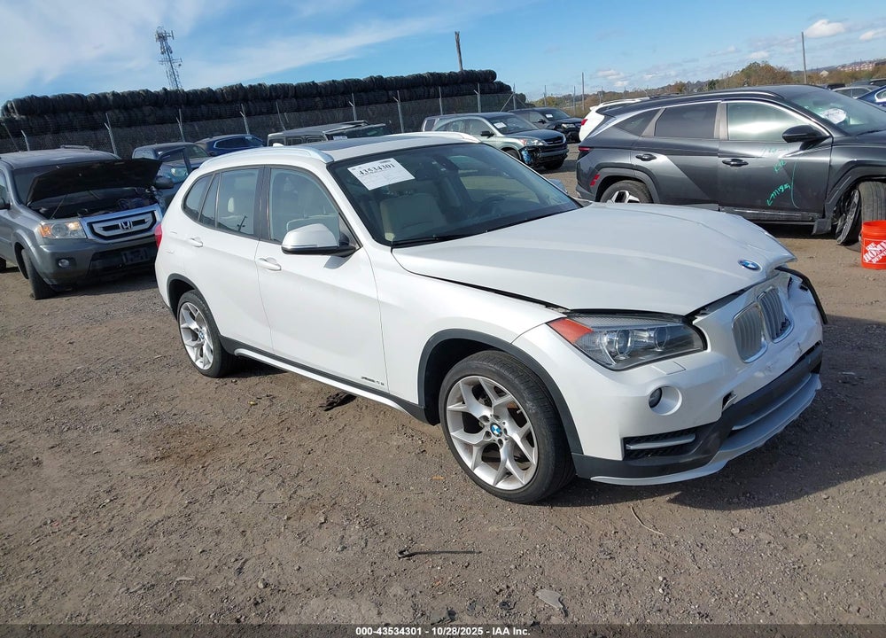 2015 BMW X1 XDRIVE28I VIN: WBAVL1C50FVY41397