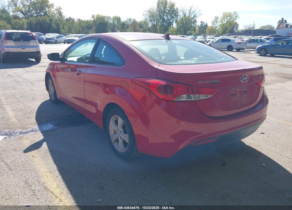 2013 HYUNDAI ELANTRA VIN: KMHDH6AE1DU004804