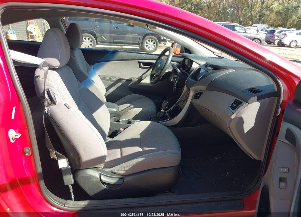 2013 HYUNDAI ELANTRA VIN: KMHDH6AE1DU004804