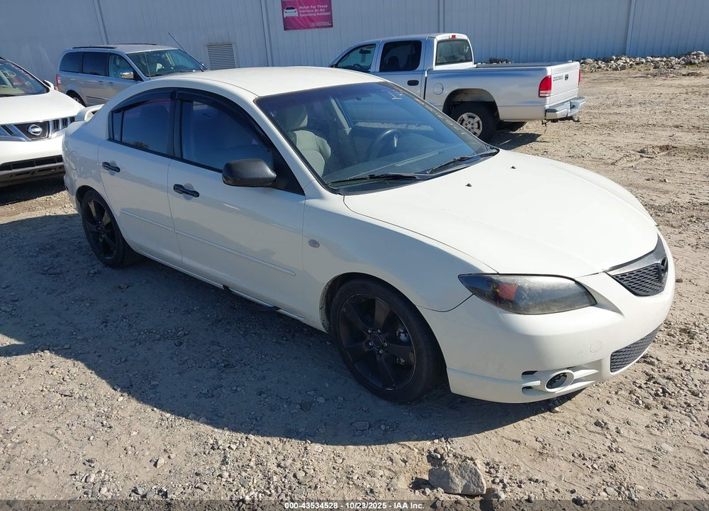 2005 MAZDA 3 I VIN: JM1BK12F151338437