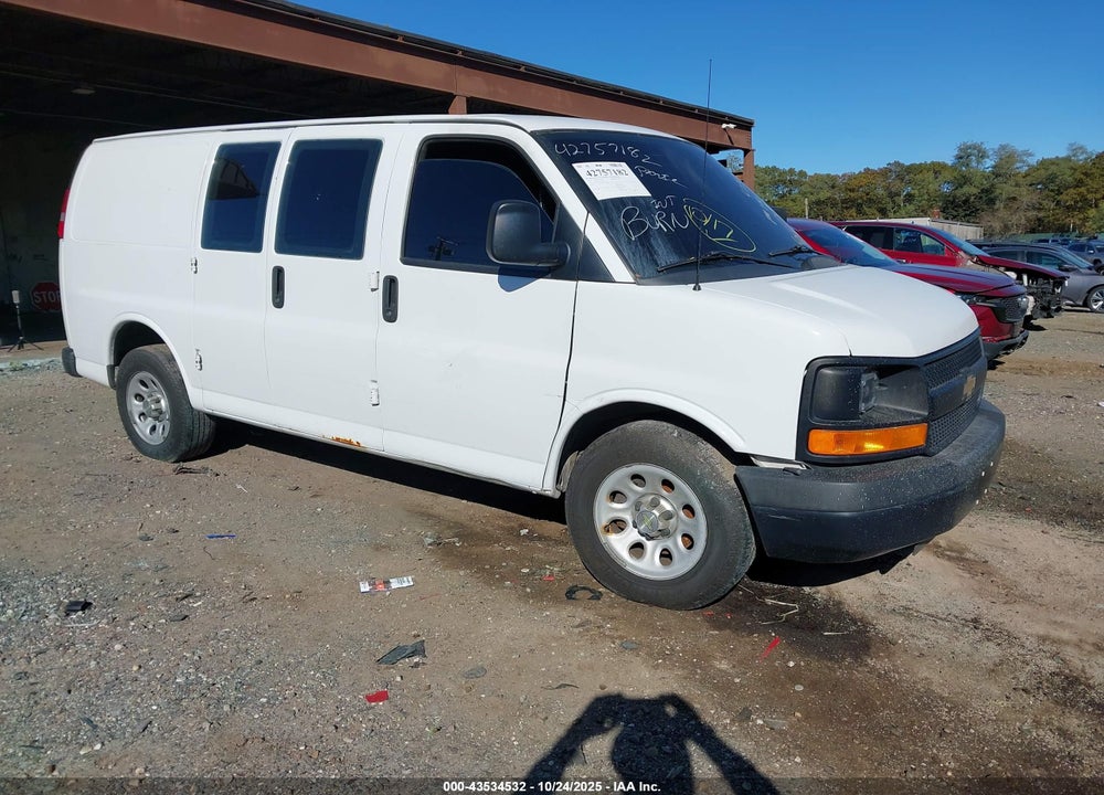 2014 CHEVROLET EXPRESS 1500 WORK VAN VIN: 1GCSGAFX5E1127777